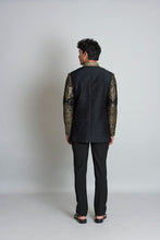 Load image into Gallery viewer, Hardin Bandhgala
