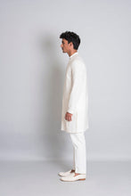 Load image into Gallery viewer, Erin Pleated Kurta
