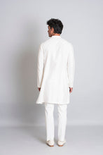 Load image into Gallery viewer, Erin Pleated Kurta
