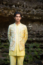 Load image into Gallery viewer, Argyle jacket
